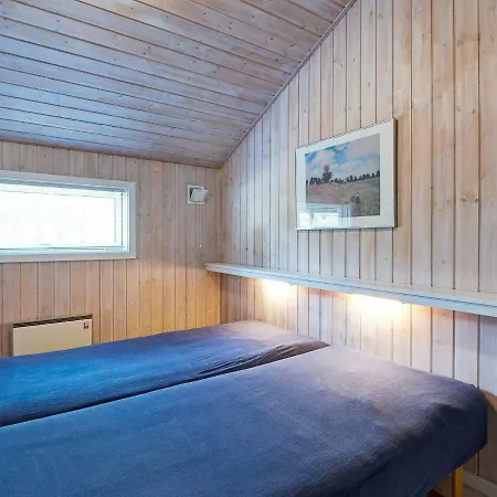 別荘 Three-bedroom Holiday In Nexo 12 Snogebæk
