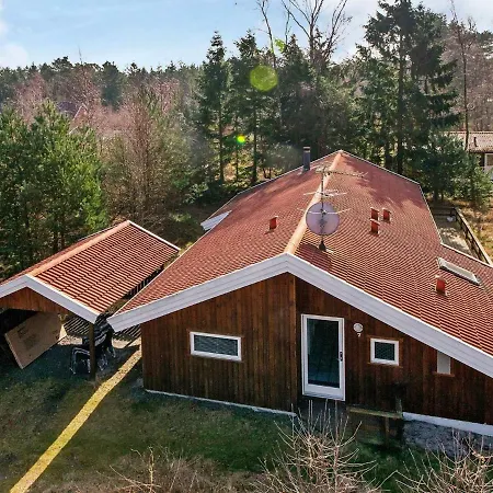 Three-bedroom Holiday In Nexo 12