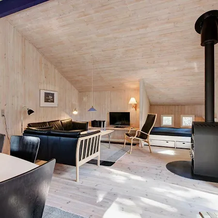 Three-bedroom Holiday In Nexo 12 別荘 *